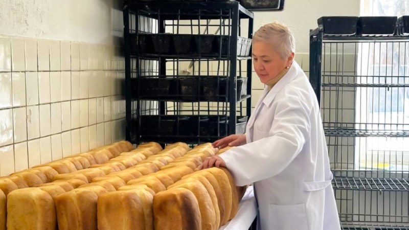 紫金矿业奥同克为努尔梅萨孤儿院带来希望和温暖