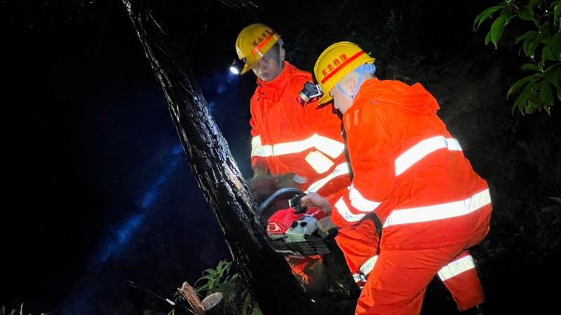 紫金矿业捐赠1100万元增援上杭、武平暴雨灾区