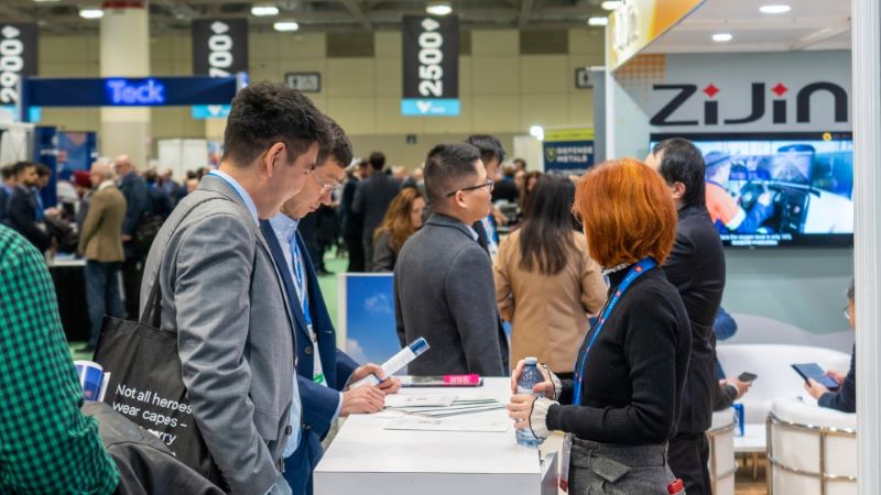 紫金矿业参展2025年加拿大国际矿业大会并举办“紫金之夜”交流活动